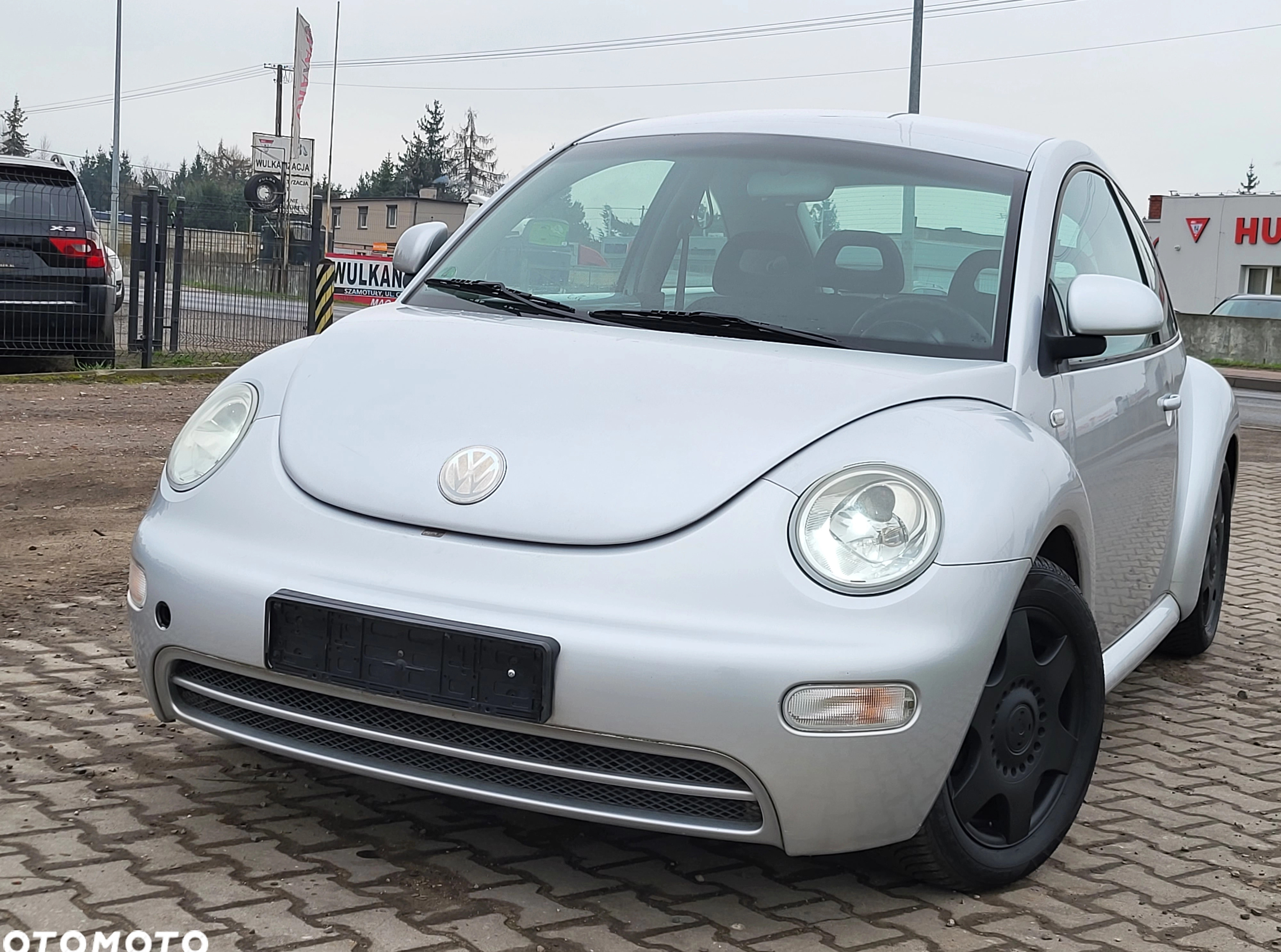 Volkswagen New Beetle cena 6900 przebieg: 165000, rok produkcji 1999 z Połaniec małe 379